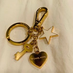 Michael kors keychain🖤